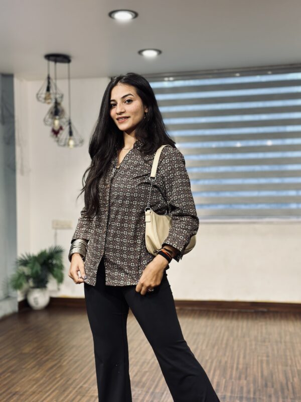 Women's Shirts - Image 2