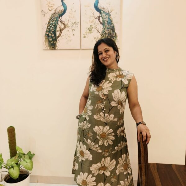 Floral Dress with Mandarin Collar | Hidden Sleeves | Breezy Elegance - Image 9
